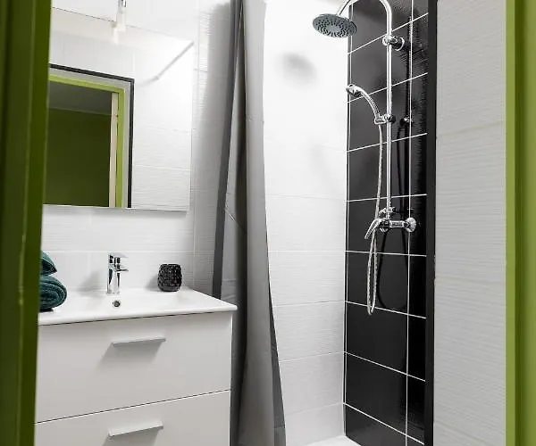 La Savane - Comme A La Maison - *